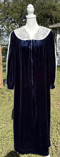 Vtg anne leslie velour - anne,