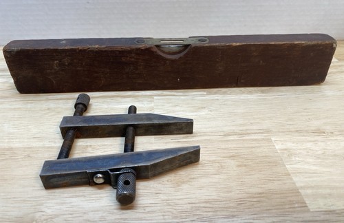 Vintage old tools - old, level