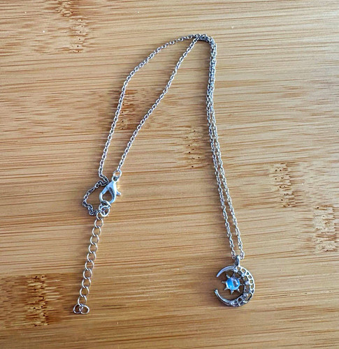 Silver tone chain necklace - silver-tone,
