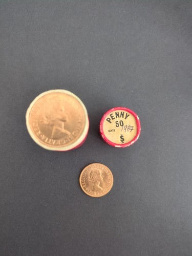 1967 uncirculated queen - 1967, x
