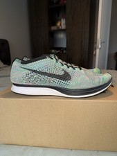 NIKE FLYKNIT RACER 2.0