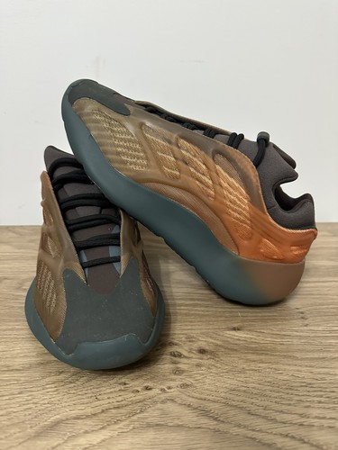 Adidas yeezy 700 - adidas, v3