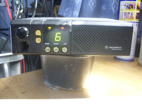 Motorola gm300 vhf - motorola, radio