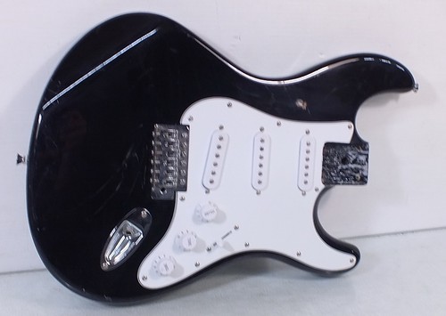 Gear4music squier stratocaster - gear4music,
