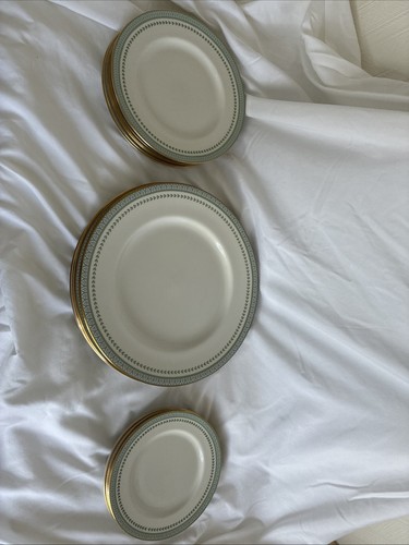 Royal dalton dinner service - service, 36