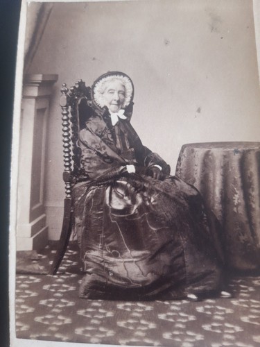 Cdv old woman - woman, black
