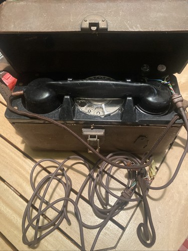 Vintage bakelite telephone - vintage,