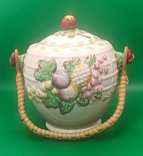 Royal staffordshire pottery - royal,
