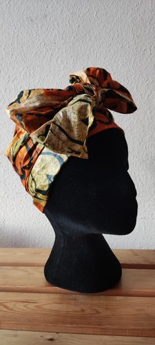 Orange black green - black,