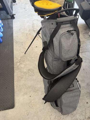 Used ping hoofer grey - 14,