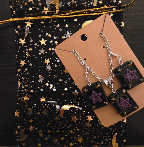 Gothic black purple spell - gothic,