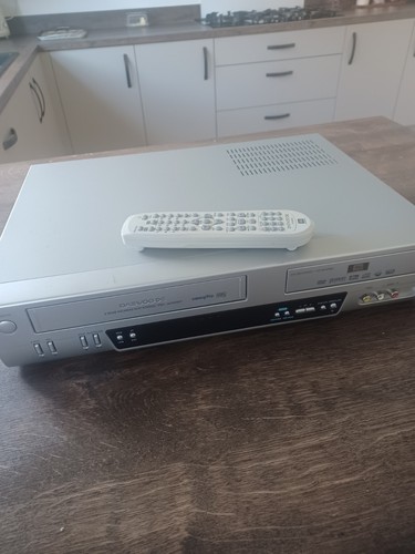Daewoo 4700p dvd recorder - daewoo, df-4700p