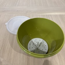 Tupperware Crisp It Lettuce