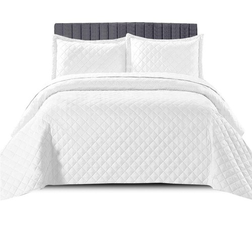 Quilted bedspread bed throw - bedspread,