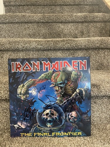 Iron maiden signed - maiden,