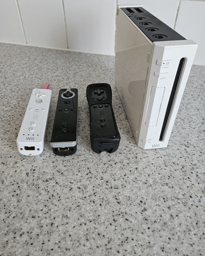 Nintendo wii bundle - nintendo,