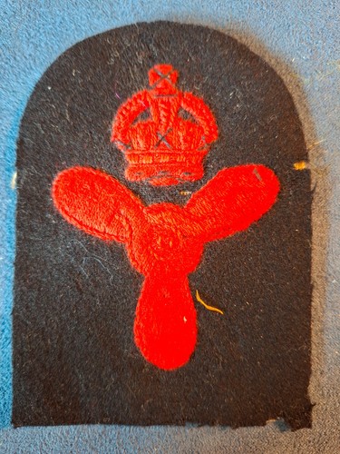 Royal navy chief petty officer - chief,