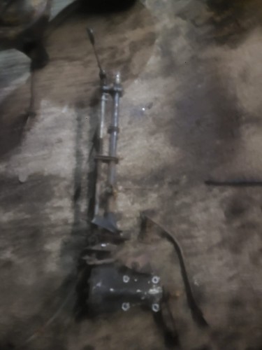 Humber hawk steering box - iv,