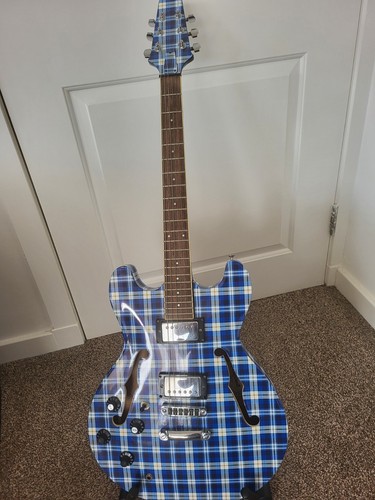 Aria pro 40 - ta, scottish