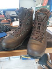 Altberg Defender Boots - Size