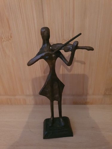 Solid bronze violinist - solid,