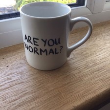 ``ARE YOU NORMAL`` MUG - INTERESTING THOUGHTS OF EDWARD MONKTON - 8.5 CM H
