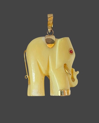 Vtg carved elephant 14k gold - carved,