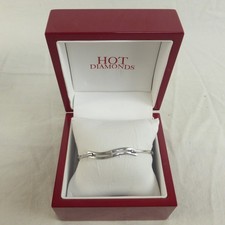 HOT DIAMONDS Wave Design Diamond Sterling Silver 925 Bangle Bracelet Boxed