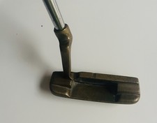 Vintage Brass Blade/Anser Style Putter – Lamkin Grip – 35”