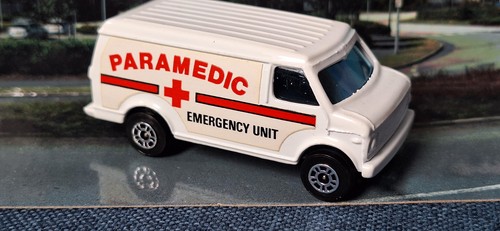 Corgi juniors paramedic - corgi,