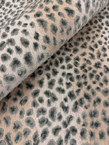 Cowtan tout animal skin - &,
