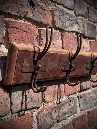 Reclaimed wooden coat hooks - hooks, /