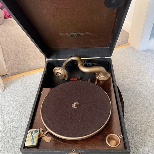 Columbia portable wind up - columbia,