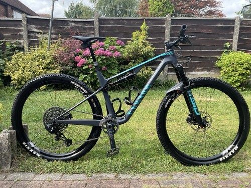 Canyon lux cf8 mtb - lux, in