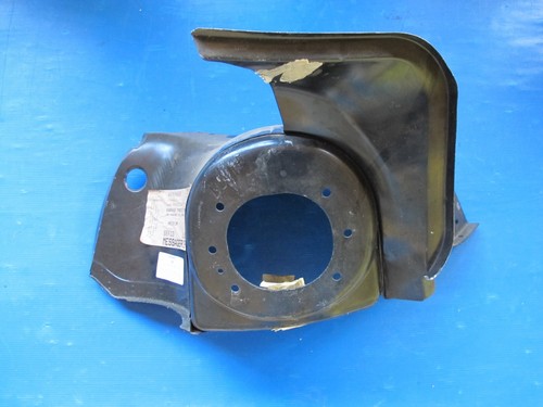 Right front wheel arch - front,