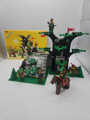 Lego castle 6066 camouflaged - castle,