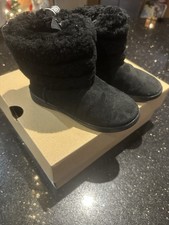 Ugg Boys/girls Boots Size Uk 9