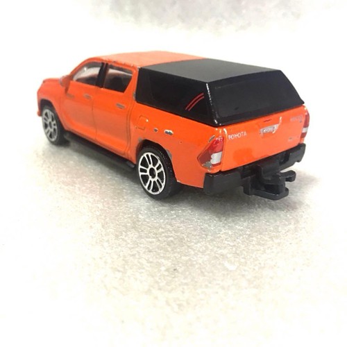 Toyota hilux revo majorette - toyota,
