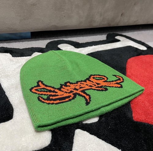Supreme graffiti tag beanie - graffiti,