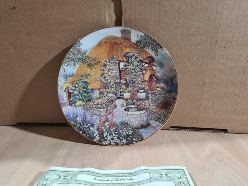 Lilliput lane wishing well - lilliput,