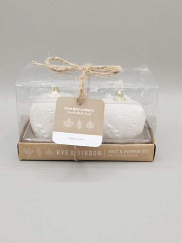 Pumpkin salt pepper shakers - pumpkin,