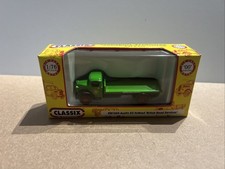 CLASSIX 1:76 DIE CAST MODEL