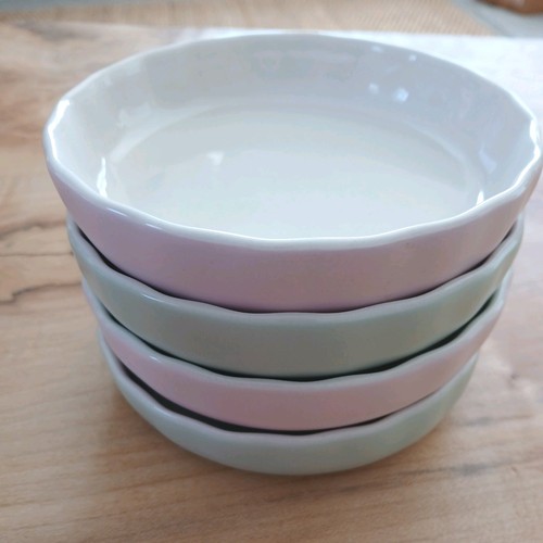 Ceramic scalloped remekins - 4,