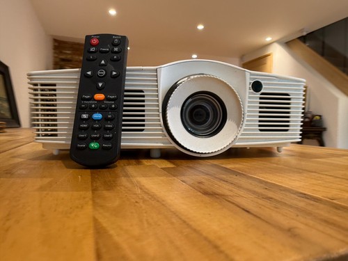 Optoma eh416 4200 - eh416, lumens