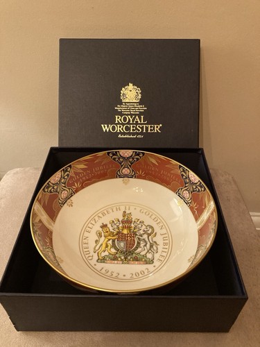 Royal worcester queen - royal,