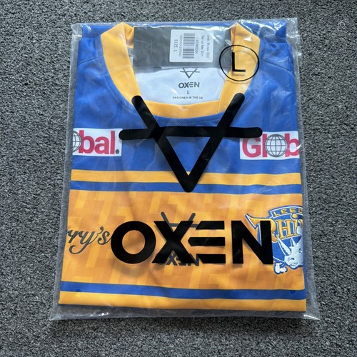 Leeds rhinos 2022 home shirt - leeds,