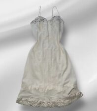 Vintage Lace Trim Silk Style