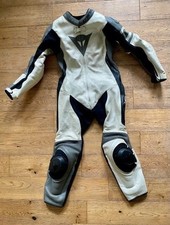 DAINESE KILLALANE SIZE 38 (M) /  IT44 LEATHER SUIT WHITE/GREY
