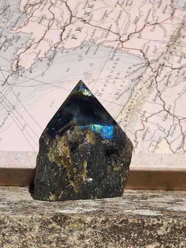 Labradorite half polished - labradorite,