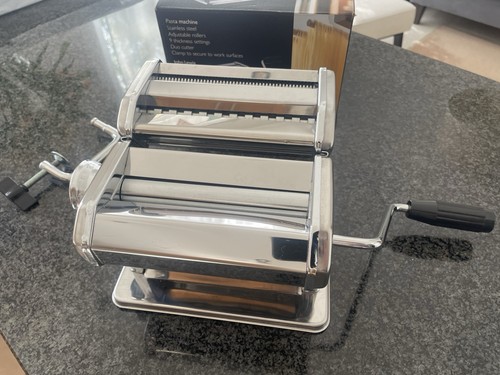 Pasta maker machine john - pasta,